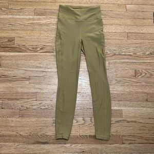 Lululemon fleece lined leggings, size 6